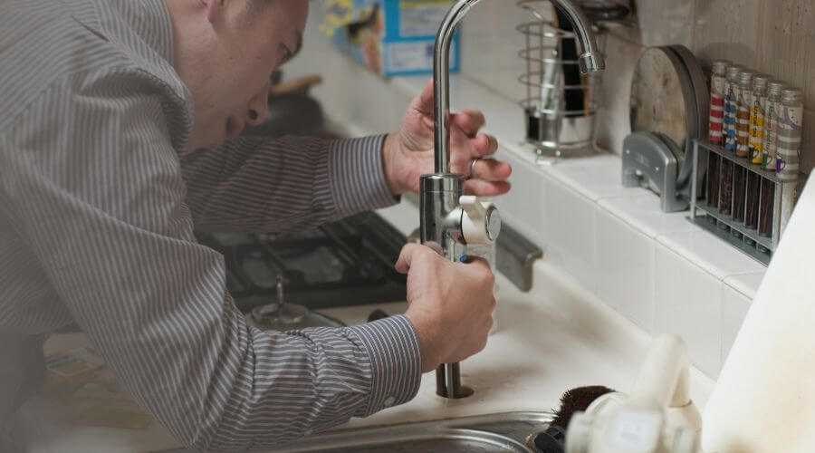 Professional Tankless Water Heater Installation in Roanoke, IN
